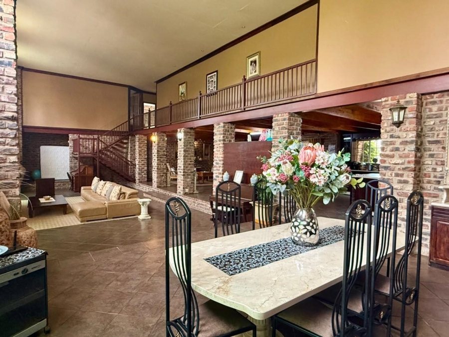 6 Bedroom Property for Sale in Bainsvlei Free State
